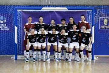 Una mala primera mitad condena al Teldeportivo/TA.